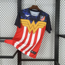 CAMISA DO ATLETICO DE MADRID 25/26 AZUL E VERMELHO EDIÇÃO ESPECIAL